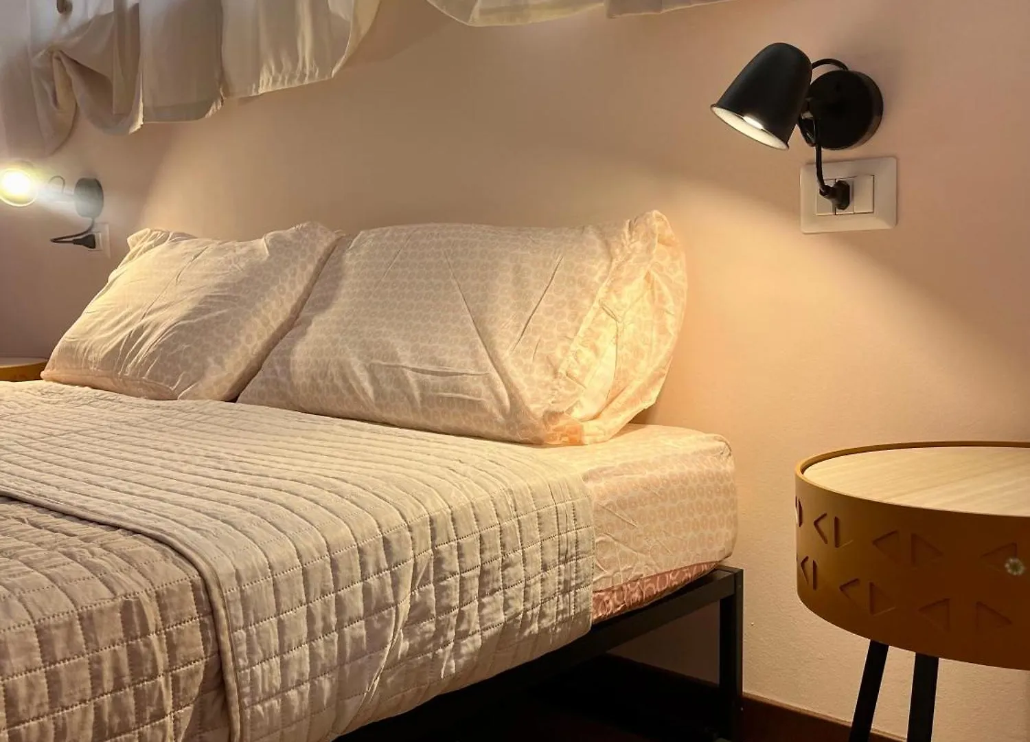 Suite Bohemien Chic - A 5 Fermate Dal Duomo Milan Holiday home